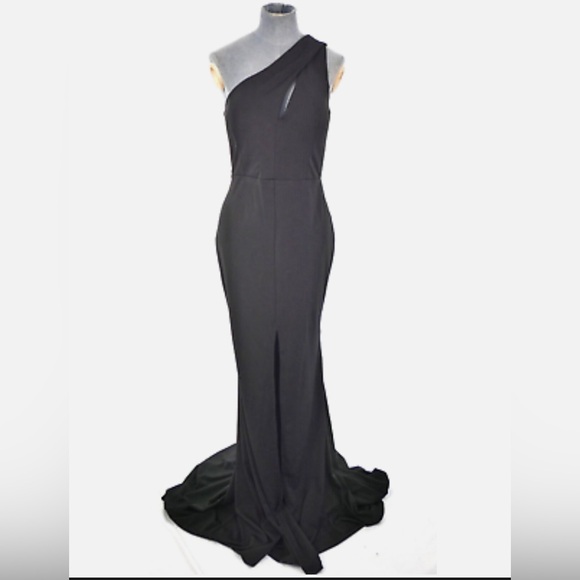 Miss Ord Black One Shoulder Maxi Dress - Picture 3 of 10
